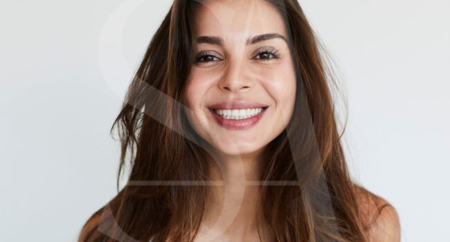 rejuvenecimiento-sonrisa-barcelona-sergi-arranz rejuvenecimiento-sonrisa-barcelona-sergi-arranz