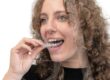 ortodoncia-mujer-adulta-mayor-barcelona